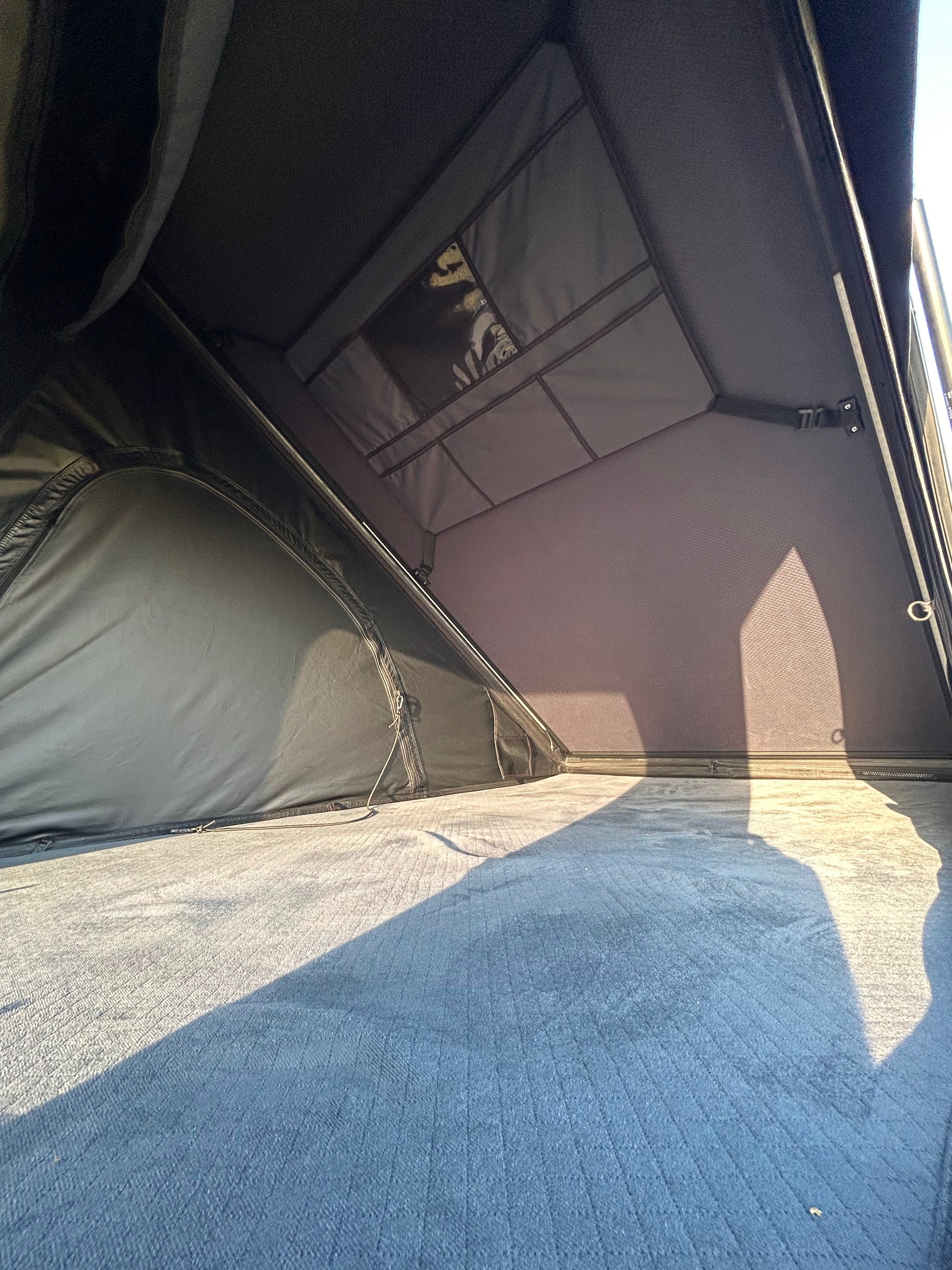 OutdoorVan Peak Lite Rooftop Tent