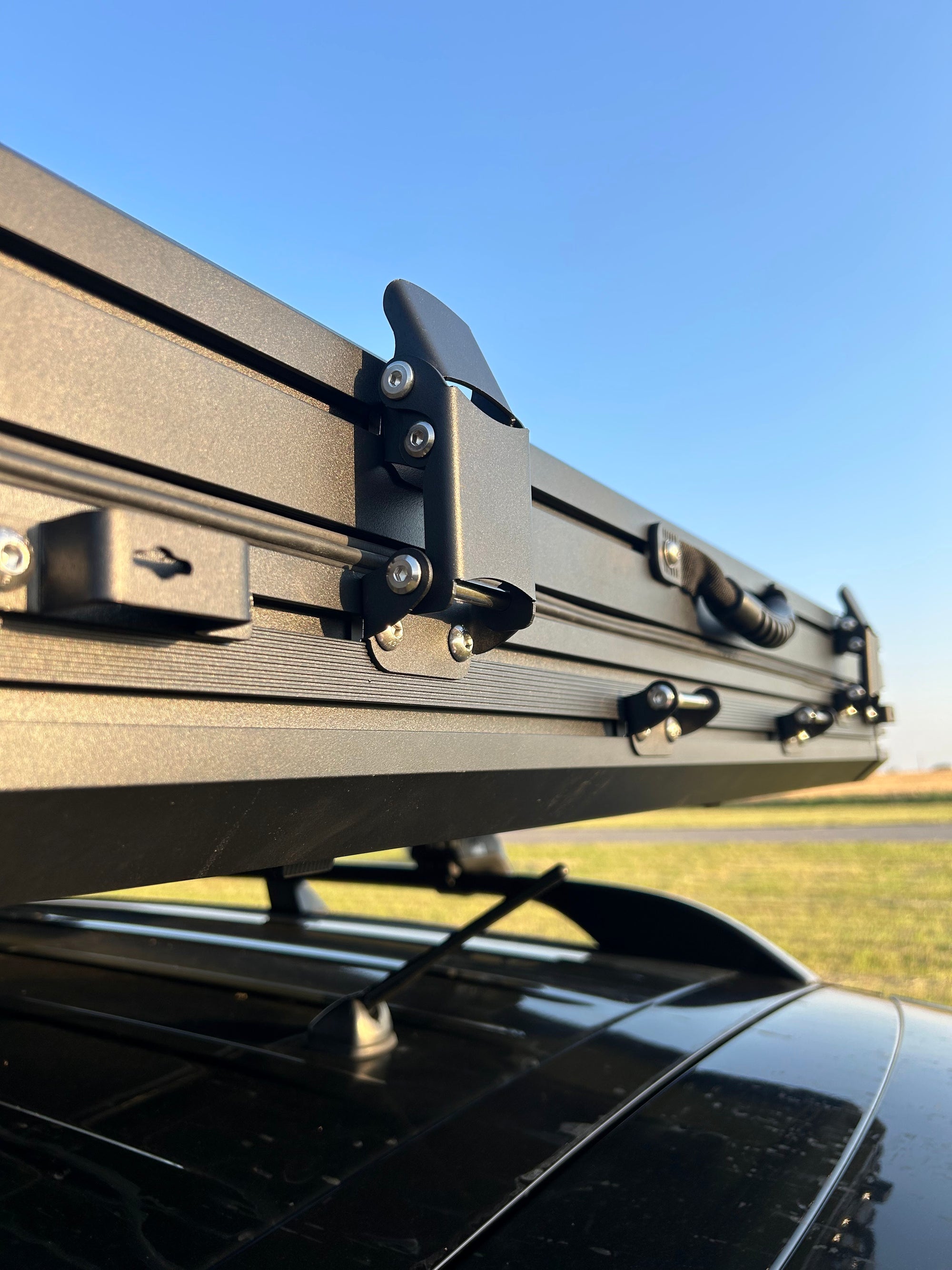 OutdoorVan Peak Rooftop Tent
