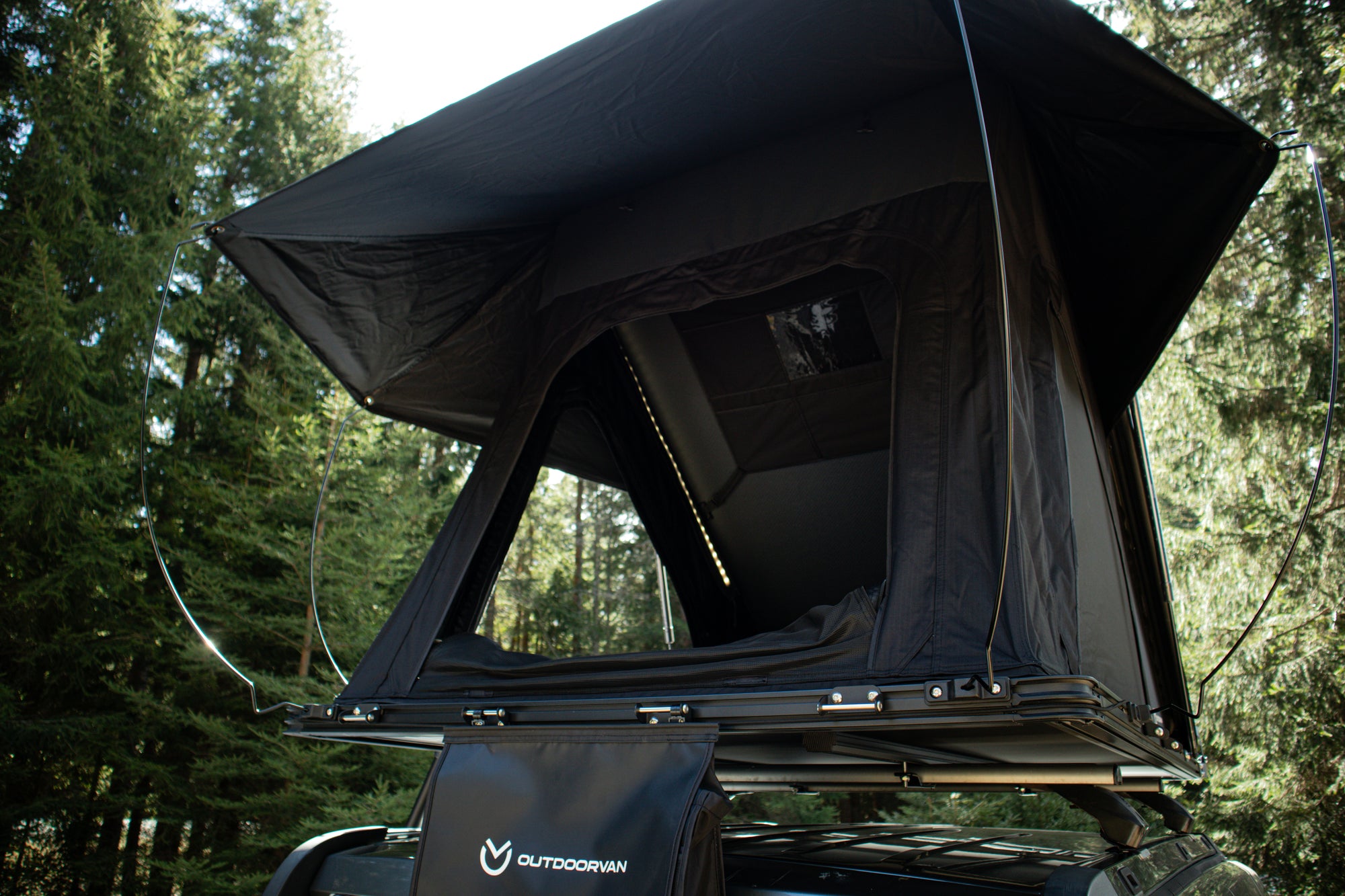 OutdoorVan Peak Lite Rooftop Tent
